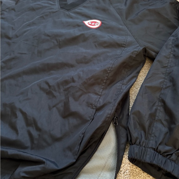 #303 Cincinnati Reds pullover windbreaker made by sport tech - Picture 6 of 13